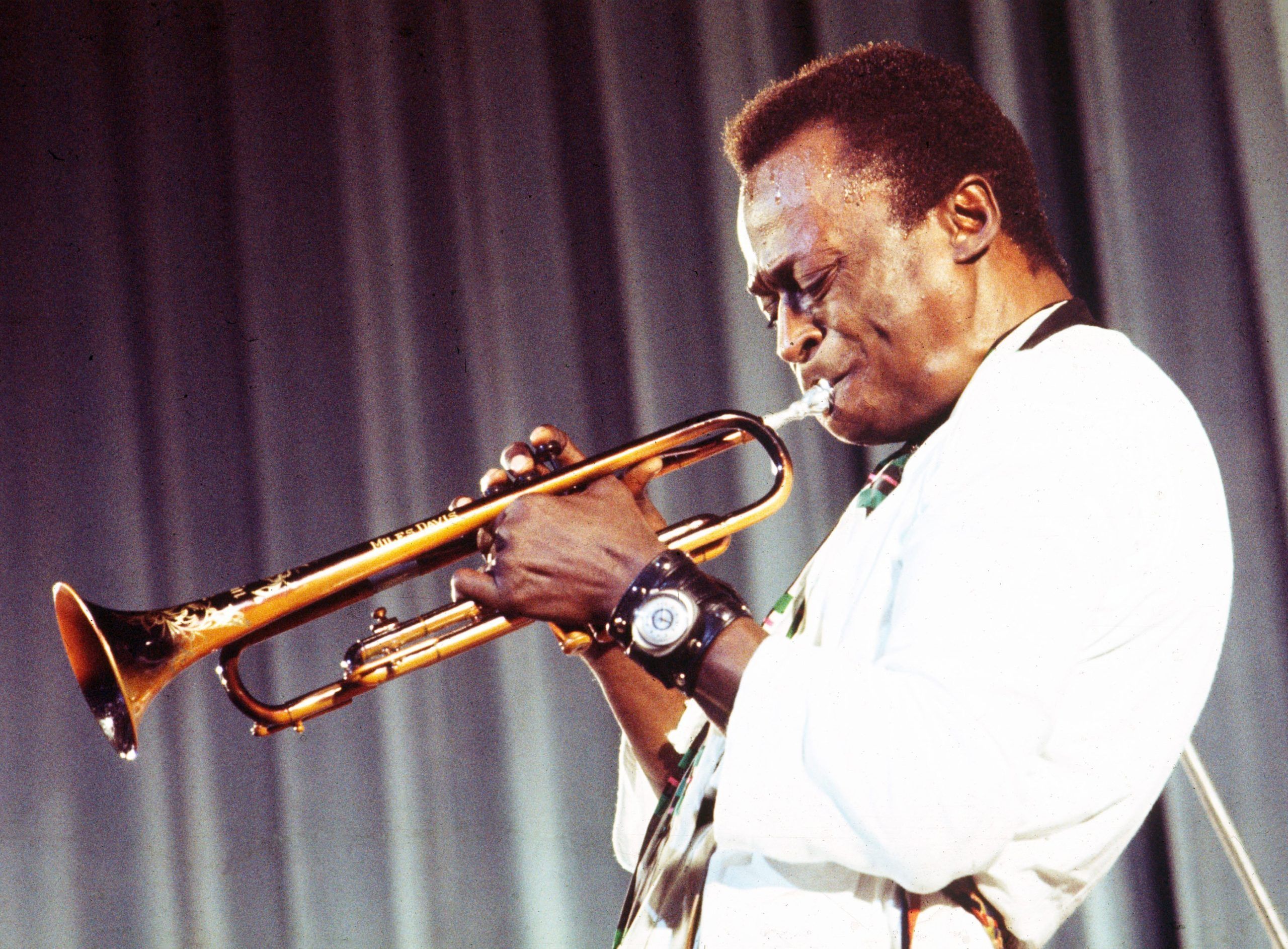 Miles Davis: Birth of the Cool – Vita, morte e miracoli di un’icona jazz