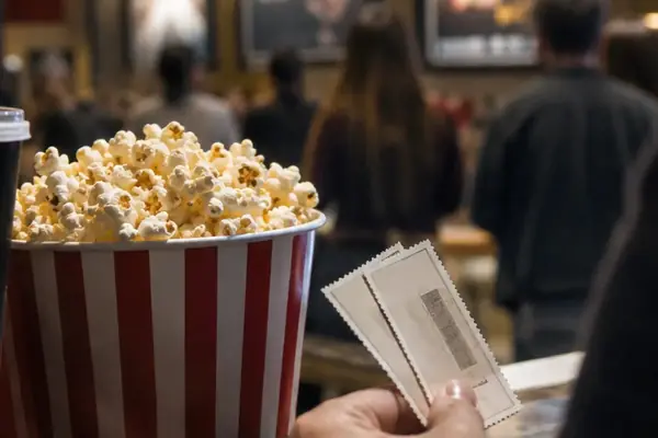 Il ritorno del 'blockbuster d'autore': cosa significa il nuovo trionfo del cinema italiano al botteghino